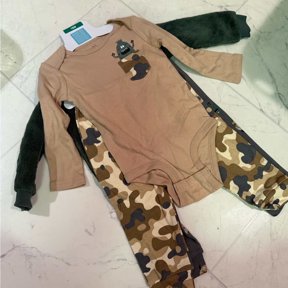 Kids Tan and Brown Camo Monster Pocket Set